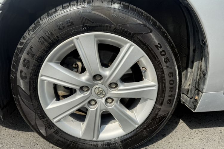 Used Toyota Verso 2014 Starlight 180E CVT Elite Edition