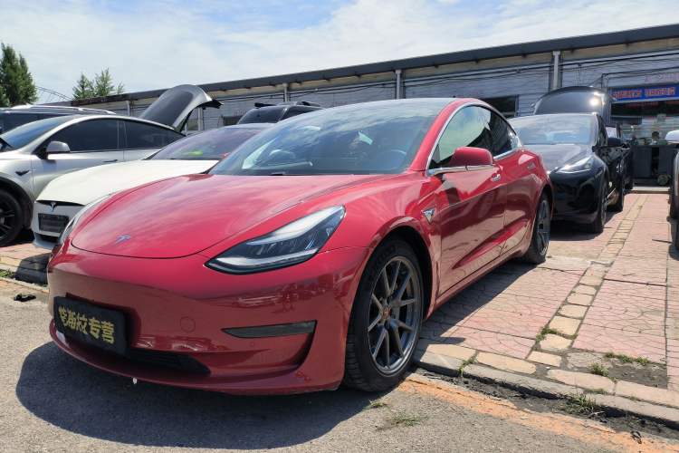Used Tesla Model 3 2019 Long-Range All-Wheel-Drive Version