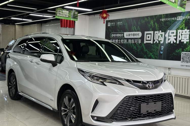 Used Toyota Granvia 2024 2.5L Hybrid Prestige PLUS Four-Wheel Drive Version
