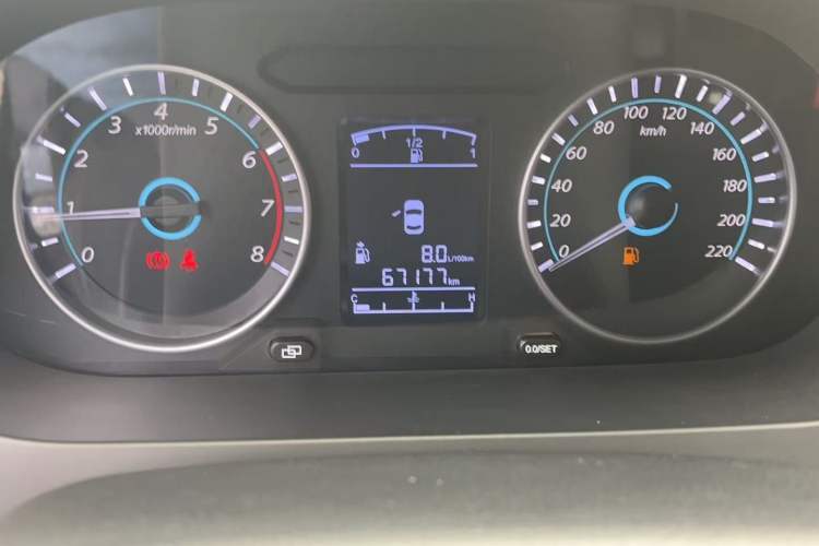 Used FORTHING Joyear S50 2016 1.5L Manual Luxury Model
