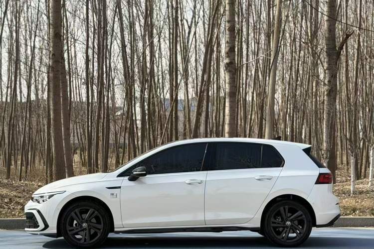 Used Volkswagen Golf 2023 280TSI DSG R-Line Lite Exterior 6