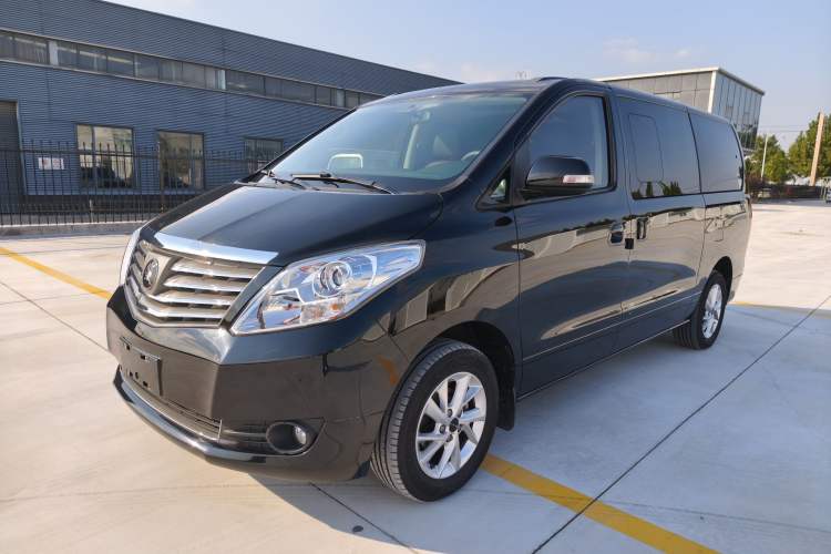 Used FORTHING Lingzhi PLUS 2021 Travel Edition 2.0L Manual Luxury 7-Seater