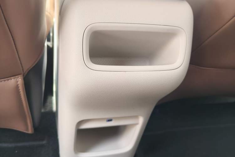 Used Wuling Bingo S 2025 Model 430km Flagship Edition Interior 7