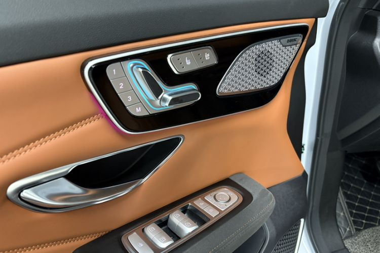 Used JETOUR Shanhai Shanhai L7 2024 1.5T 120km ULTRA 7-Seater
