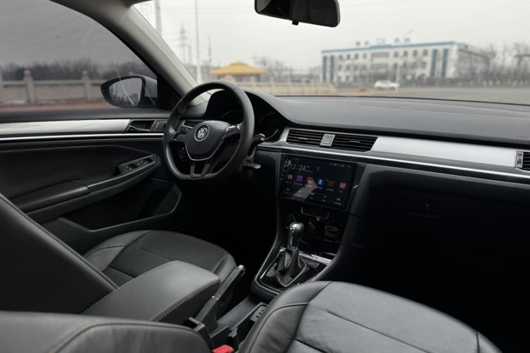 Used Volkswagen Bora 2016 1.6L Automatic Comfort Model
