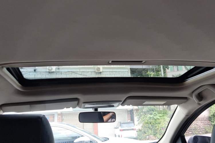 Used Dongfeng Aeolus AX3 2016 1.5L Manual ZhiKu Model
