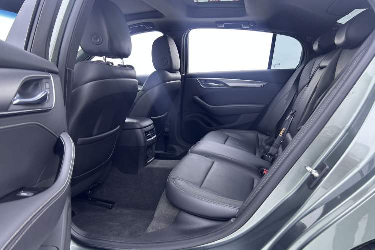 Used Cadillac CT5 2022 28T Luxury Version (Standard Edition) Interior 2