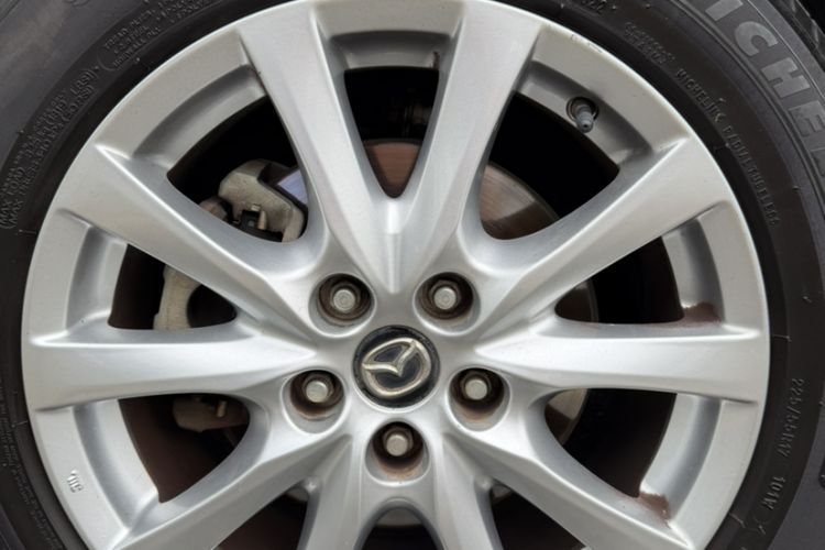 Used Mazda Atenza 2015 2.0L Blue Sky Luxury Edition
