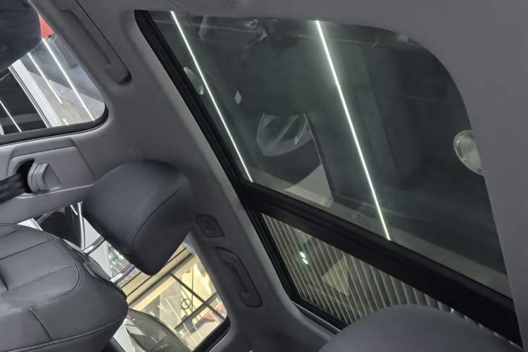 Used Audi A4 2020 Avant Avant-garde 40 TFSI Fashionable and Dynamic Model
