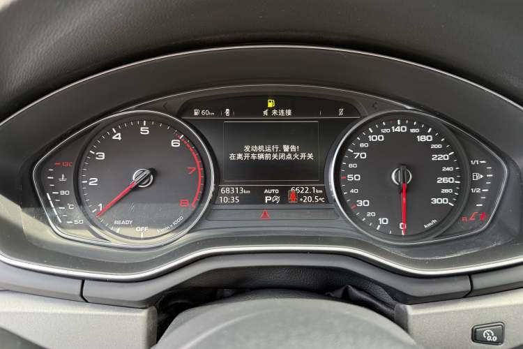 Used Audi A4L 2019 40 TFSI Ambition China VI Odometer Close Up