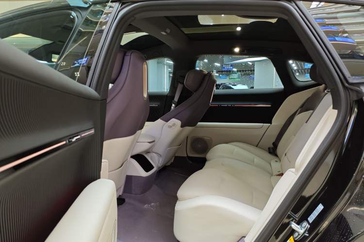 Used Avatr 12 2025 Year Updated Max All-Electric Version
