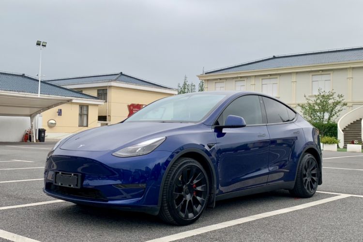 Used Tesla Model Y 2021 Long-Range All-Wheel-Drive Version