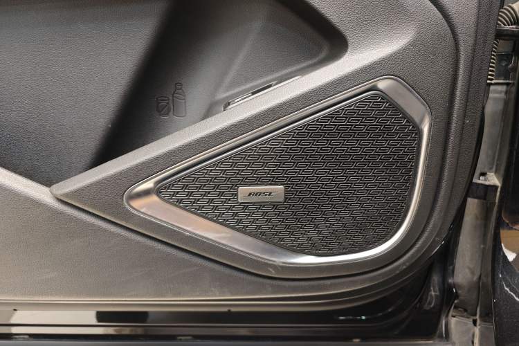 Used Geely Auto Monjaro New Energy 2019 Updated 400T YAOXINGER Pure Electric Range of 56 KM
