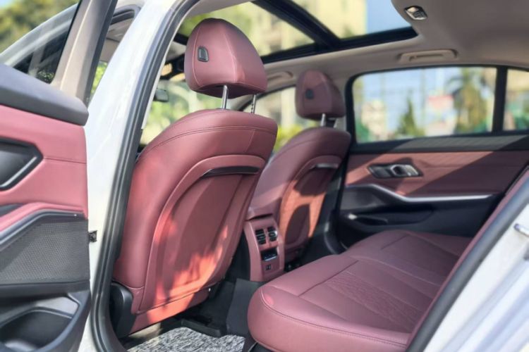 Used BMW i3 2024 eDrive 35 L