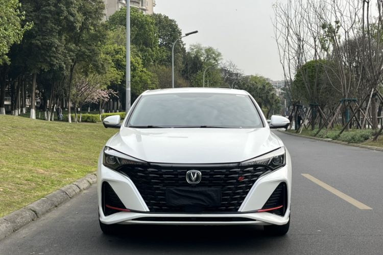 Used CHANGAN Eado 2022 PLUS Blue Whale NE 1.4T GDI DCT Prestige Edition
