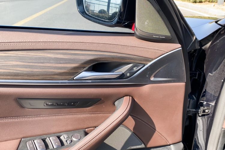 Used BMW 5 Series 2022 Updated 530Li Leading Edition Luxury Package
