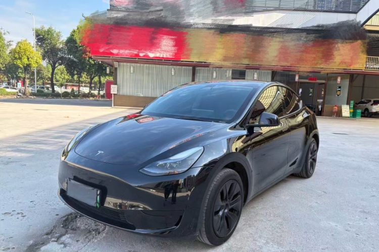 Used Tesla Model Y 2023 Rear-Wheel-Drive Version