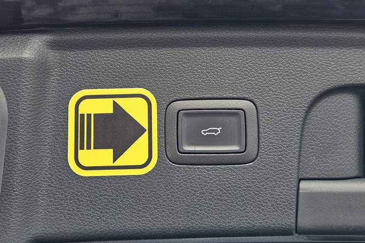 Used Hongqi HS3 PHEV 2024 PHEV 115km Jingwei Edition Interior 10