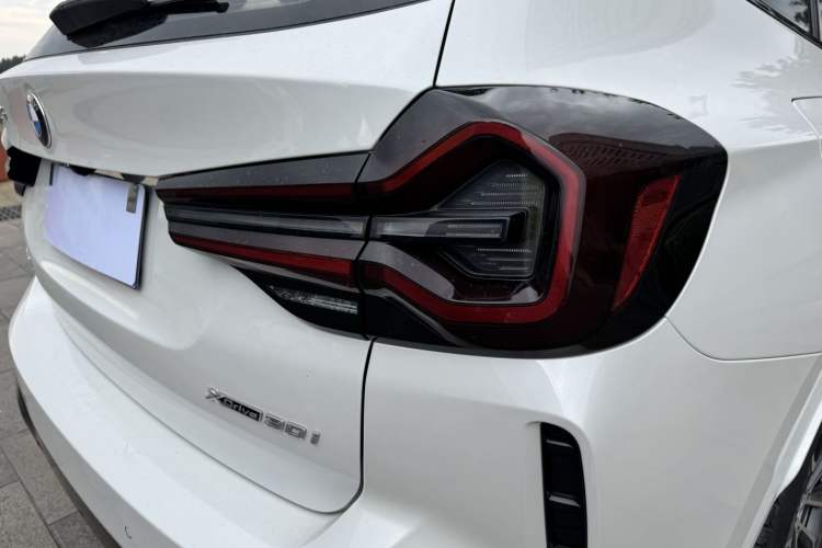 Used BMW X3 2023 xDrive30i Leading Model M Night Edition Package Exterior 8