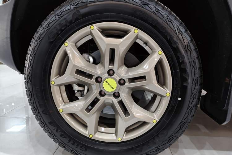 Used JETOUR Traveler 2023 2.0T Four-Wheel Drive Conqueror