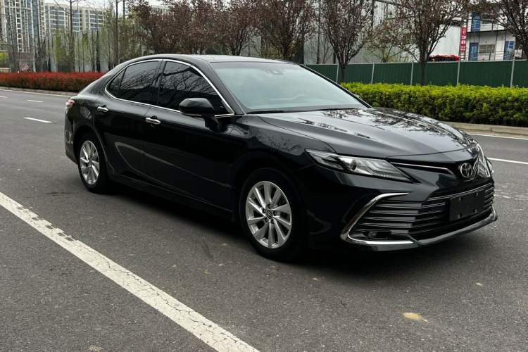 Used Toyota Camry 2021 2.0G Luxury Edition Exterior 5