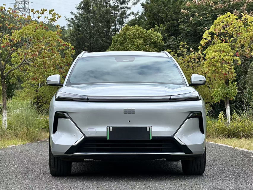 Geely Galaxy Xingjian 7 EM-i 2025 120km Navigator Edition — снимка 12