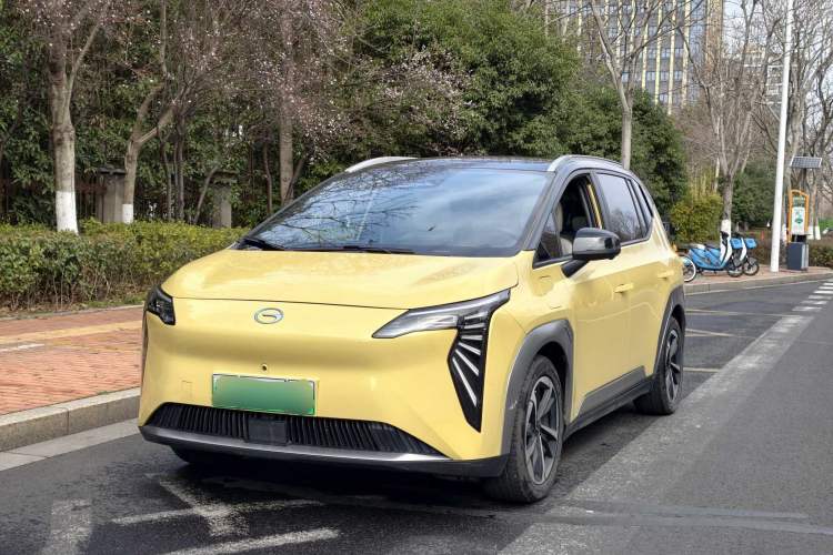 Used AION Y 2023 Plus 510 Smart Edition