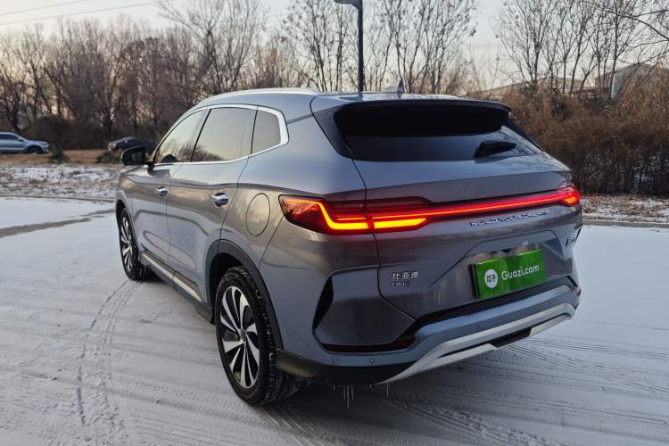 Used BYD Song PLUS New Energy 2023 Champion Edition DM-i 110KM Flagship PLUS
