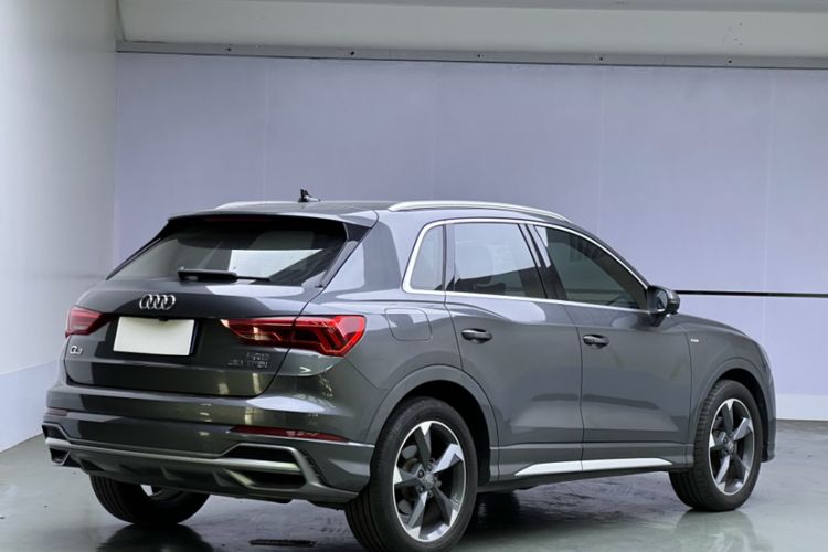 Used Audi Q3 2019 35 TFSI Fashion Dynamic Model Exterior 4