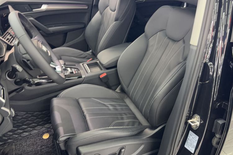 Used Audi Q5L 2022 45T Luxury Dynamic Model Left Front Seat