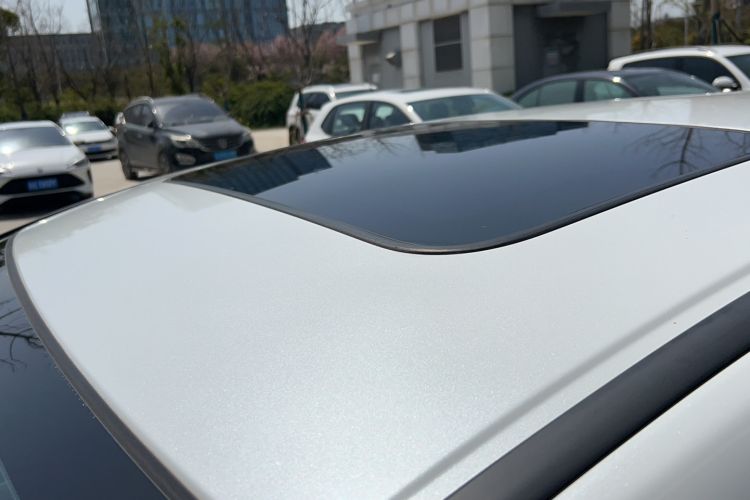 Used Honda Jade 2017 1.8L automatic Comfort version 5 seats
