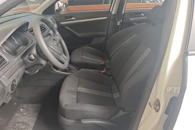 Used Volkswagen Lavida 2019 Lavida Start 1.5L Automatic Trendy Version China VI Standard