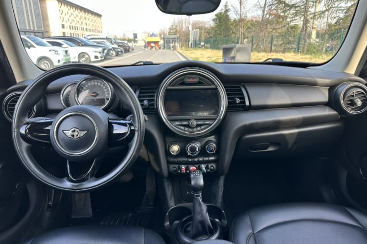 Used MINI 2016 1.2T ONE Five-Door Edition
