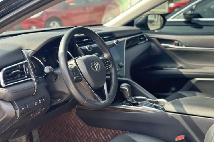 Used Toyota Camry 2019 Revised Version 2.5G Luxury Edition