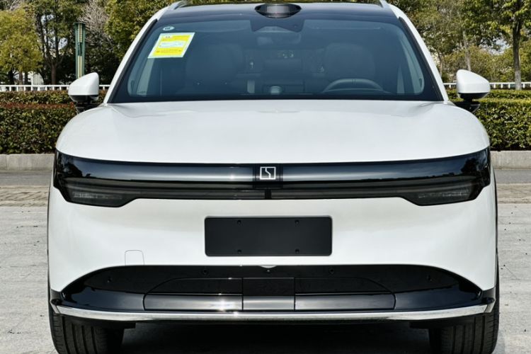 Used Zeekr 7X 2025 100 kWh Long-Range Rear-Wheel Drive with Intelligent Driving Features
