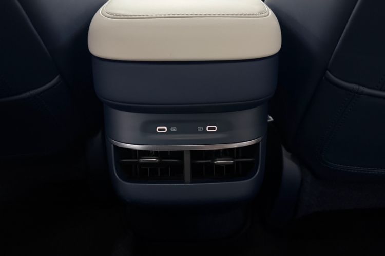 Used Zeekr 007 2024 Four-Wheel Drive Intelligent Driving Version 100 kWh