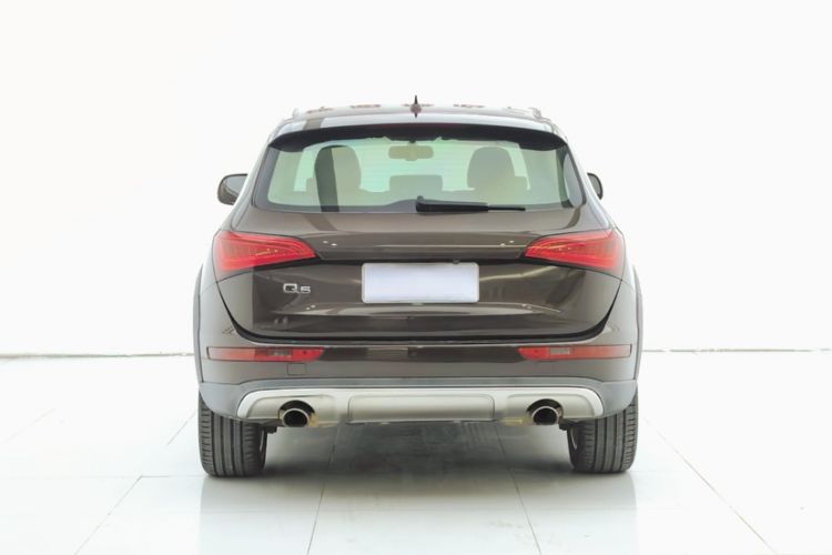 Used Audi Q5 2017 Plus 40 TFSI Technology Model