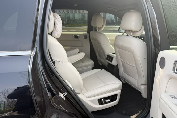 Used Li Auto L8 2023 Max model