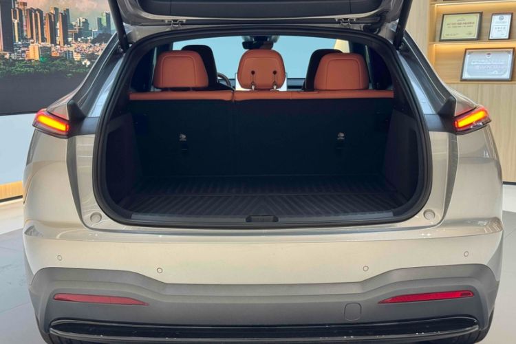 Used ONVO L60 2024 60 kWh Rear-Drive Version