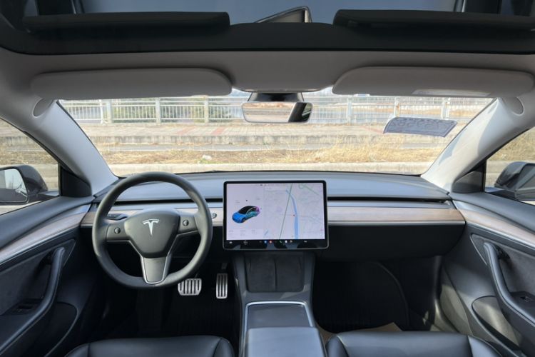 Used Tesla Model 3 2021 Revised Performance Version with All-Wheel Drive 3D1