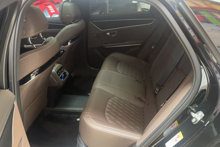 Used BYD Han 2023 DM-i Champion Edition 121KM Prestige Model Interior 2