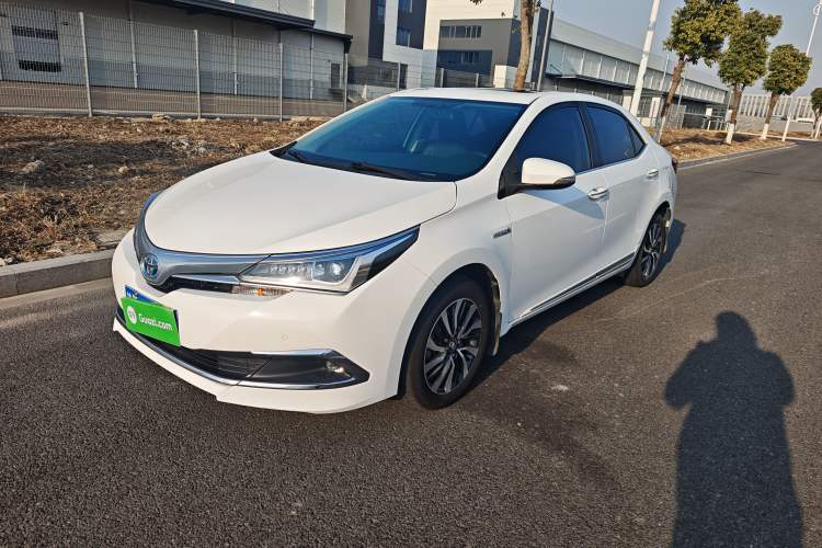 Used Toyota Corolla 2018 Dual-Engine 1.8L E-CVT Smart Edition