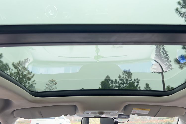 Used MG ZS 2018 1.5L Automatic Luxury Edition China V Standard