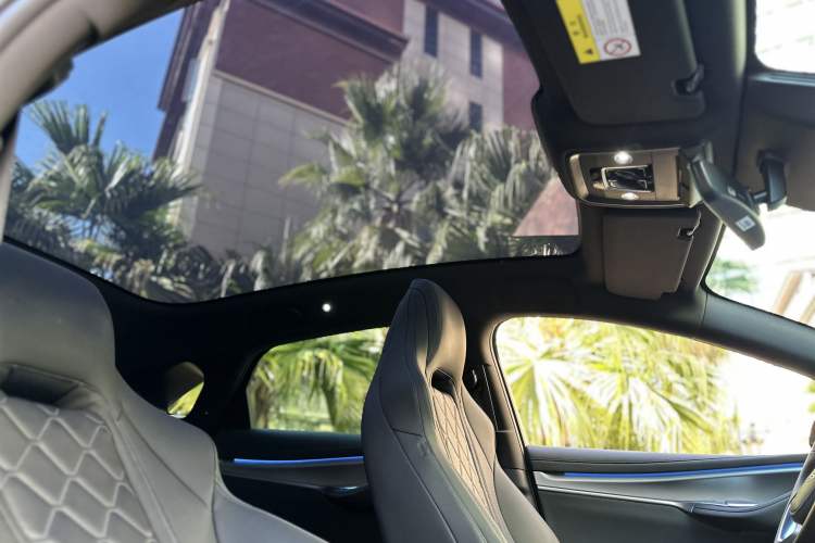 Used BYD Sealion 07 EV 2024 550 All-Wheel-Drive Smart Navigation Version
