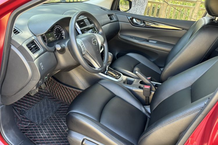 Used Nissan Tiida 2016 1.6L CVT Cool Dynamic Edition Left Front Seat