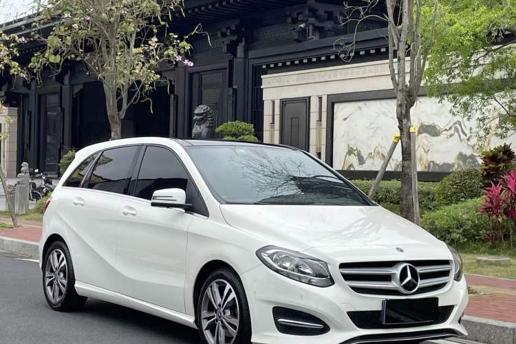 Used Mercedes-Benz B-Class 2017 B 200 Sport Edition