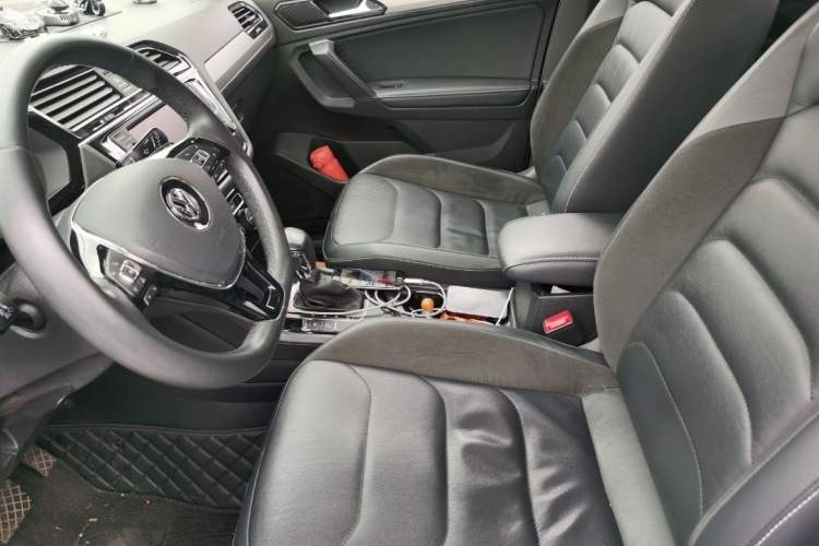 Used Volkswagen Tiguan L 2018 330TSI Automatic Two-Wheel Drive Luxury Edition
