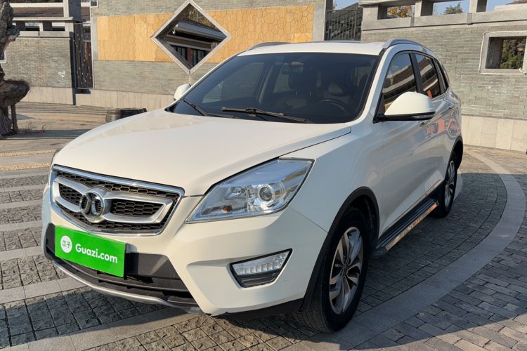 Used BAIC Senova X65 2015 2.0T Automatic Elite Model
