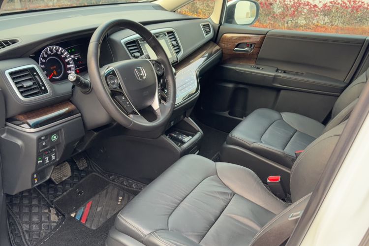 Used Honda Odyssey 2017 2.4L Supreme Edition