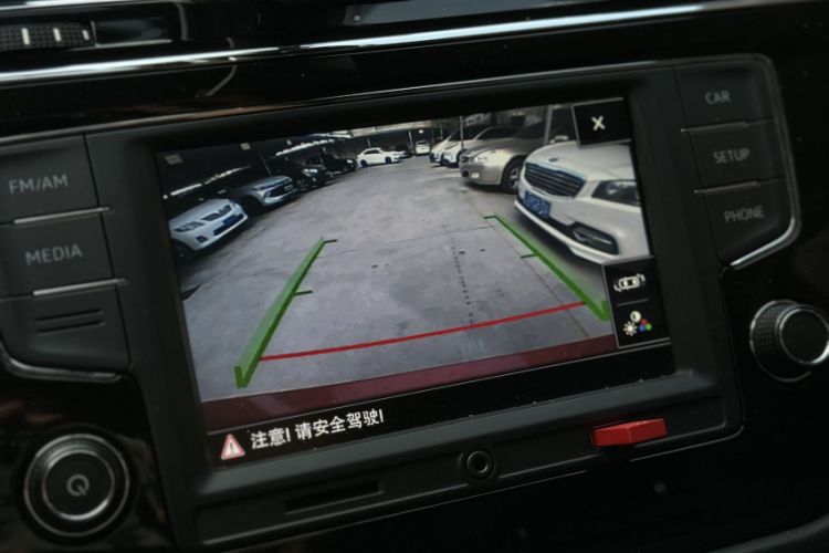 Used Volkswagen Tiguan L 2017 330TSI Automatic Two-Wheel Drive Comfort Edition Interior 3